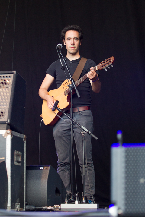 Raymond van het Groenewoud - Kanaalfeesten Dag 2 @ Willebroek, picture 10, photographed by Guy Danneels - FrontView Magazine