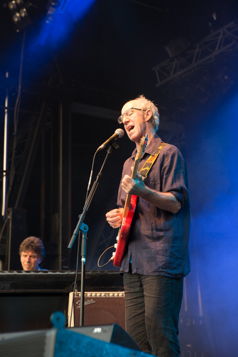 Raymond van het Groenewoud - Kanaalfeesten Dag 2 @ Willebroek, picture 13, photographed by Guy Danneels - FrontView Magazine