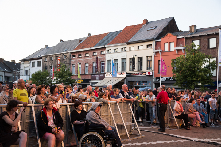 Raymond van het Groenewoud - Kanaalfeesten Dag 2 @ Willebroek, picture 14, photographed by Guy Danneels - FrontView Magazine