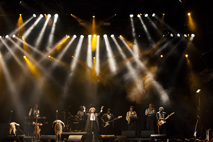 Adriaen Brouwer Bierfeesten Kid Creole and the Coconuts, picture 5, photographed by Frank Lambrechts - FrontView Magazine