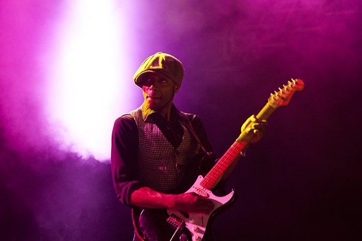 Adriaen Brouwer Bierfeesten Kid Creole and the Coconuts, picture 7, photographed by Frank Lambrechts - FrontView Magazine