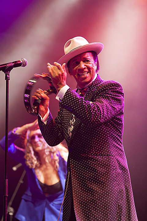 Adriaen Brouwer Bierfeesten Kid Creole and the Coconuts, picture 8, photographed by Frank Lambrechts - FrontView Magazine