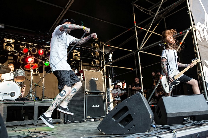 Deez Nuts @ Antwerp Metal Fest 2015, foto 4, foto's door Edwin Houdevelt - FrontView Magazine