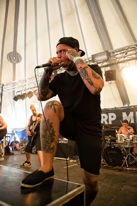 Knives to a gunfight @ Antwerp Metal Fest 2015, foto 8, foto's door Edwin Houdevelt - FrontView Magazine