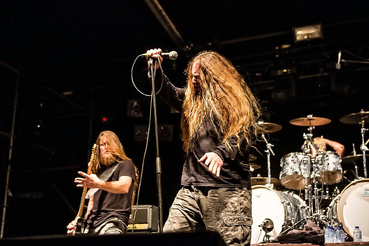 Obituary @ Antwerp Metal Fest 2015, foto 18, foto's door Edwin Houdevelt - FrontView Magazine