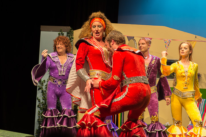 Première Zo mooi, zo blond @ Fakkelteater, picture 25, photographed by Goele Bormans - FrontView Magazine