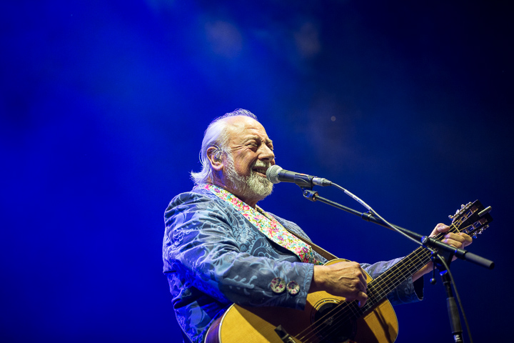 Urbanus & De Fanfaar @ Hee Tervuren 2015, foto 9, foto's door Kurt Jacobs - FrontView Magazine