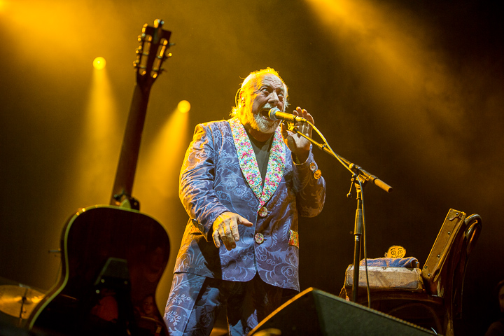 Urbanus & De Fanfaar @ Hee Tervuren 2015, foto 10, foto's door Kurt Jacobs - FrontView Magazine