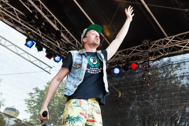 Antilopen Gang @ Vainstream Rockfest 2015, picture 8, photographed by Dorien Goetschalckx - FrontView Magazine