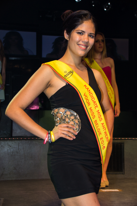 Nationale Missendag 2015 @ Carré, picture 39, photographed by Tom Van Tongerloo - FrontView Magazine