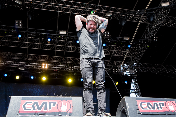 Suicide Silence @ Vainstream Rockfest 2015, foto 24, foto's door Dorien Goetschalckx - FrontView Magazine