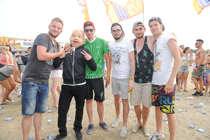 Summerfestival Zaterdag - Deel 1, picture 10, photographed by Youri Vanlommel - FrontView Magazine