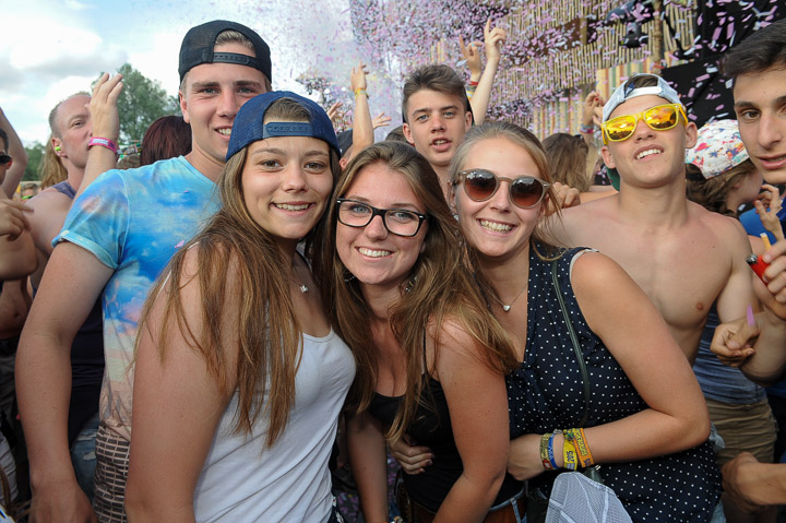 Summerfestival 2015 @ Middenvijver Zondag - deel 1, foto 13, foto's door Dimitri Vanlommel - FrontView Magazine