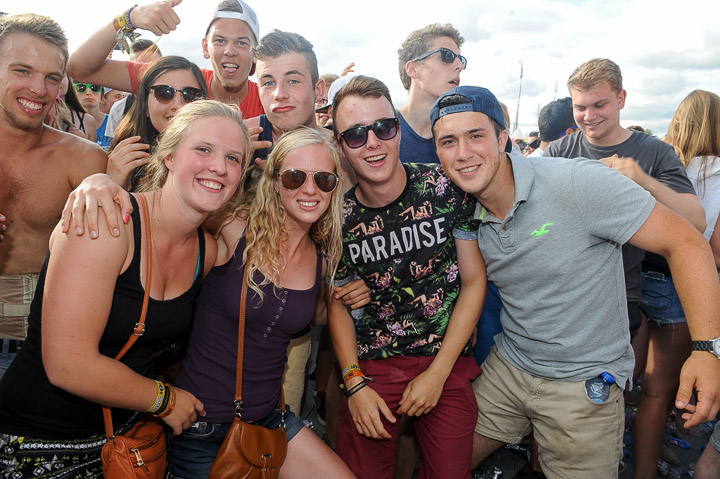 Summerfestival 2015 @ Middenvijver Zondag - deel 1, foto 16, foto's door Dimitri Vanlommel - FrontView Magazine