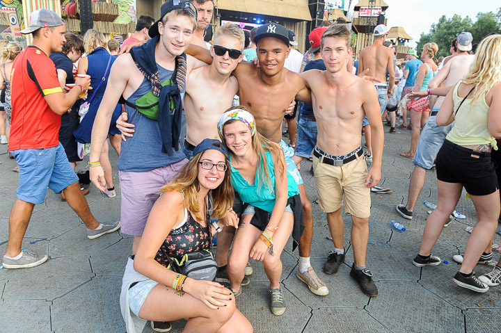 Summerfestival 2015 @ Middenvijver Zondag - deel 1, foto 26, foto's door Dimitri Vanlommel - FrontView Magazine