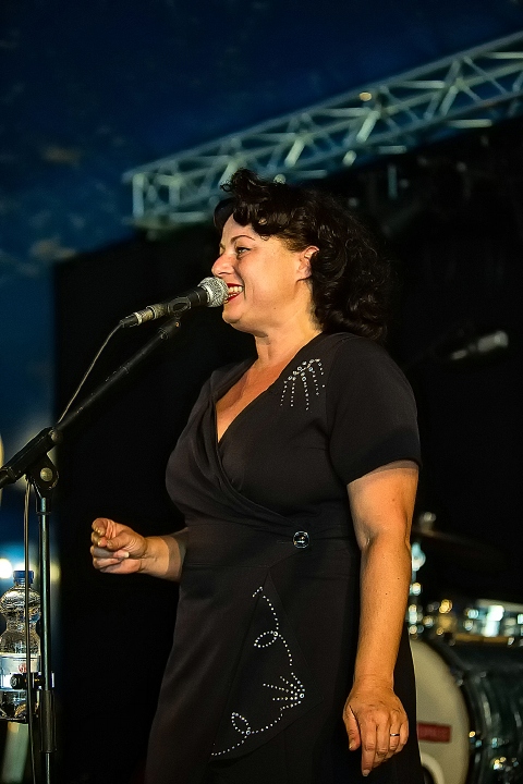 Annita and the Starbombers @ Sjock Rock 2015, picture 2, photographed by Edwin Houdevelt - FrontView Magazine