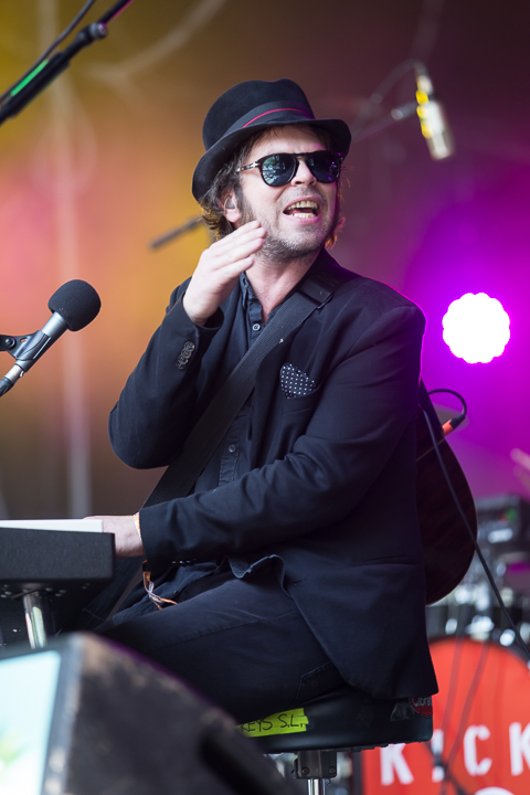 Gaz Coombes @ Les Ardentes 2015, picture 1, photographed by Dorien Goetschalckx - FrontView Magazine