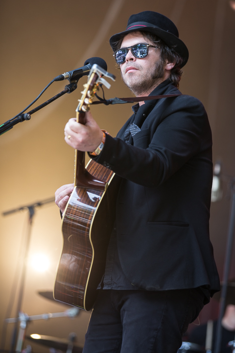 Gaz Coombes @ Les Ardentes 2015, picture 6, photographed by Dorien Goetschalckx - FrontView Magazine