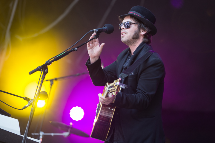 Gaz Coombes @ Les Ardentes 2015, picture 8, photographed by Dorien Goetschalckx - FrontView Magazine