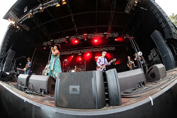 Lisa and The Lips @ Sjock Rock 2015, foto 1, foto's door Edwin Houdevelt - FrontView Magazine
