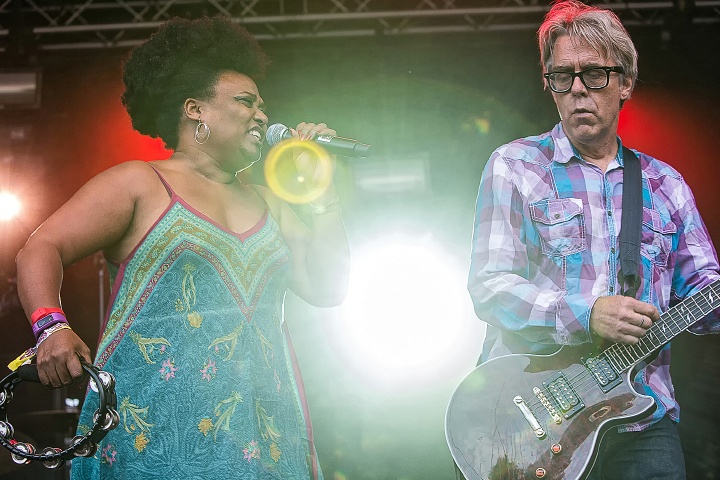 Lisa and The Lips @ Sjock Rock 2015, foto 14, foto's door Edwin Houdevelt - FrontView Magazine