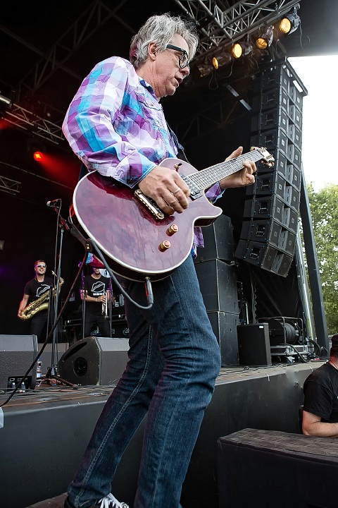 Lisa and The Lips @ Sjock Rock 2015, foto 18, foto's door Edwin Houdevelt - FrontView Magazine