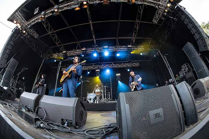 The Bloodhounds @ Sjcok Rock 2015, picture 8, photographed by Edwin Houdevelt - FrontView Magazine