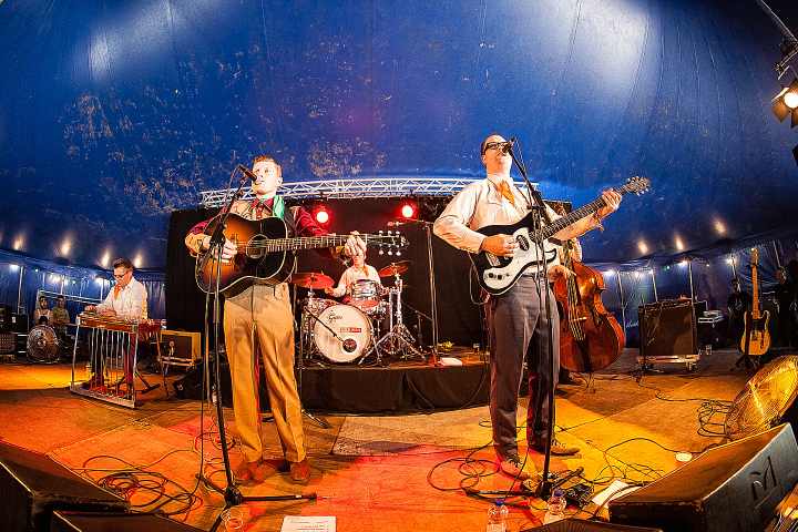 The Country Side of Harmonica Sam @ Sjock Rock 2015, foto 4, foto's door Edwin Houdevelt - FrontView Magazine