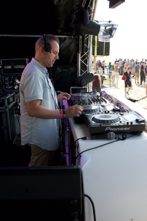 Beachland 2015 @ Bevrijdingsplein Blankenberge, picture 29, photographed by Bart Baevegems - FrontView Magazine