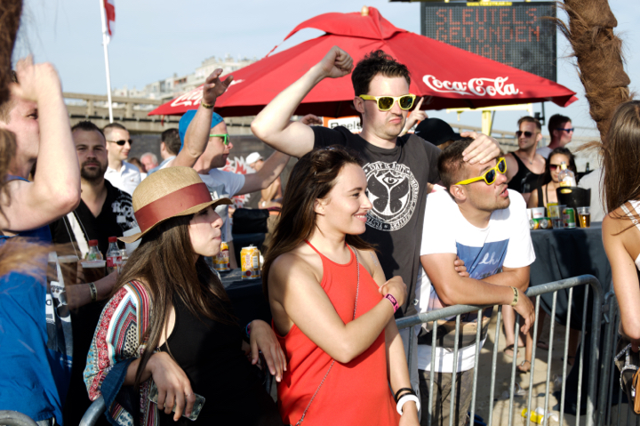 Beachland 2015 @ Bevrijdingsplein Blankenberge, picture 61, photographed by Bart Baevegems - FrontView Magazine