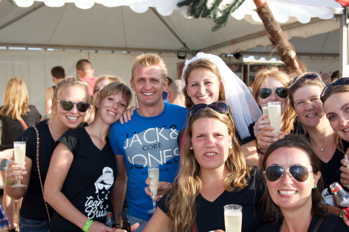 Beachland 2015 @ Bevrijdingsplein Blankenberge, picture 75, photographed by Bart Baevegems - FrontView Magazine