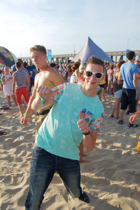 Beachland 2015 @ Bevrijdingsplein Blankenberge, picture 83, photographed by Bart Baevegems - FrontView Magazine