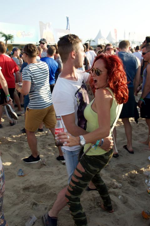 Beachland 2015 @ Bevrijdingsplein Blankenberge, picture 88, photographed by Bart Baevegems - FrontView Magazine