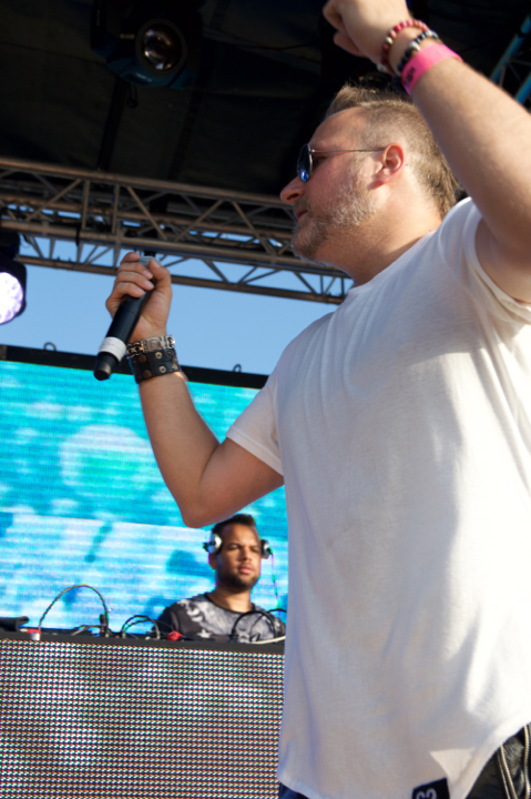 Beachland 2015 @ Bevrijdingsplein Blankenberge, picture 92, photographed by Bart Baevegems - FrontView Magazine