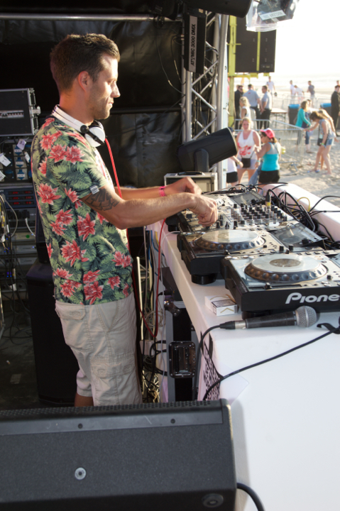Beachland 2015 @ Bevrijdingsplein Blankenberge, picture 109, photographed by Bart Baevegems - FrontView Magazine