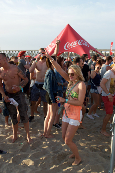 Beachland 2015 @ Bevrijdingsplein Blankenberge, picture 112, photographed by Bart Baevegems - FrontView Magazine
