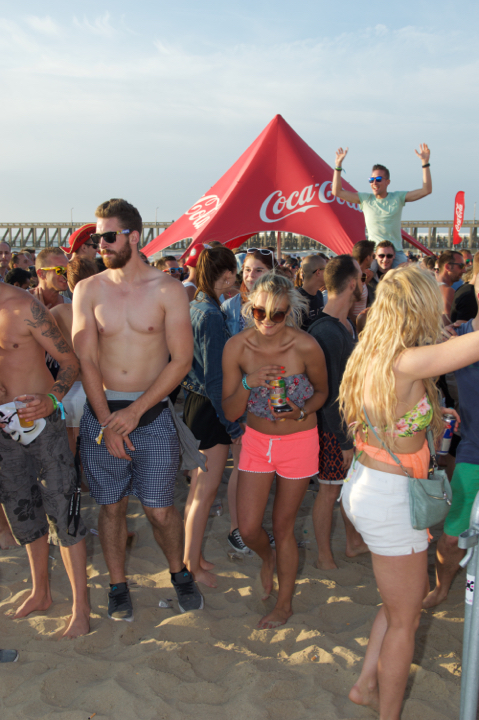 Beachland 2015 @ Bevrijdingsplein Blankenberge, picture 115, photographed by Bart Baevegems - FrontView Magazine