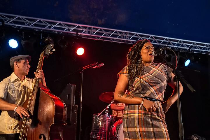 Jai Malano and the Rhythm Dudes @ Sjock Rock 2015, foto 12, foto's door Edwin Houdevelt - FrontView Magazine