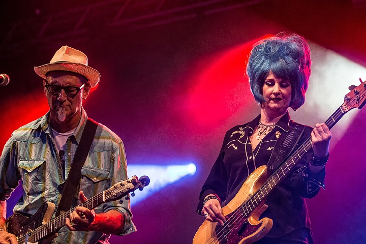 Southern Culture on the Skids @ Sjock Rock 2015, foto 10, foto's door Edwin Houdevelt - FrontView Magazine