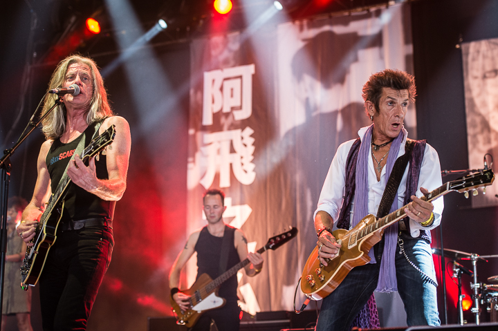 The Scabs @ Rock Zottegem, picture 15, photographed by Jan van Hecke - FrontView Magazine