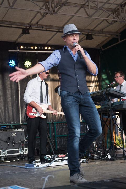 Wim Leys - Vlaanderen Zingt @ Grote Markt Mechelen, foto 32, foto's door Dimitri Vanlommel - FrontView Magazine