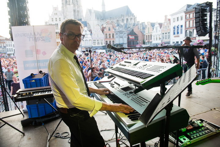 Wim Leys - Vlaanderen Zingt @ Grote Markt Mechelen, foto 47, foto's door Dimitri Vanlommel - FrontView Magazine