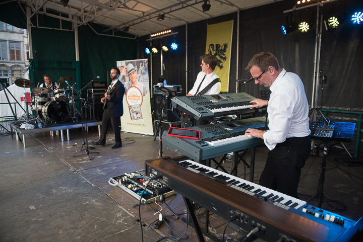 Wim Leys - Vlaanderen Zingt @ Grote Markt Mechelen, foto 50, foto's door Dimitri Vanlommel - FrontView Magazine