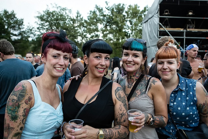 Sfeer en publiek @ Sjock Rock 2015, foto 1, foto's door Edwin Houdevelt - FrontView Magazine