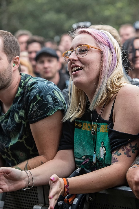 Sfeer en publiek @ Sjock Rock 2015, foto 19, foto's door Edwin Houdevelt - FrontView Magazine