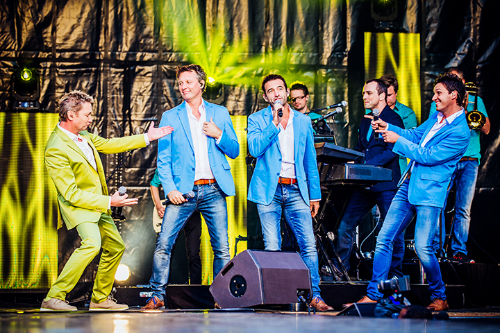 Vlaanderen Feest @ Grote Markt Antwerpen, foto 1, foto's door Elke Briers - FrontView Magazine