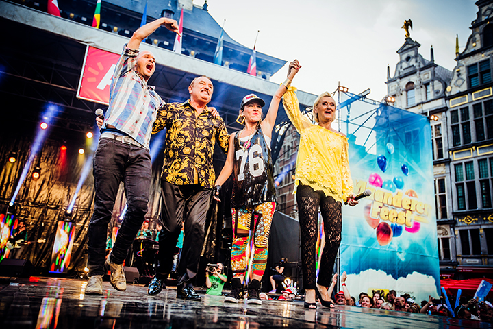Vlaanderen Feest @ Grote Markt Antwerpen, foto 16, foto's door Elke Briers - FrontView Magazine