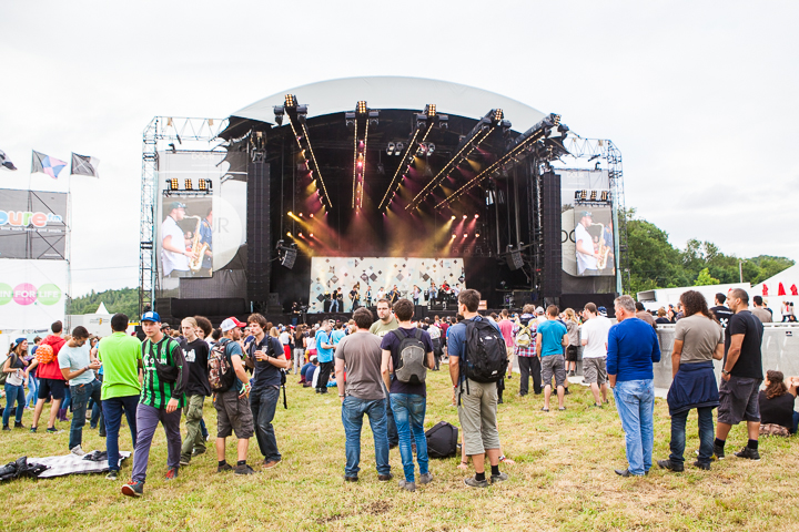 Gallowstreet @ Dour 2015, picture 11, photographed by Dorien Goetschalckx - FrontView Magazine