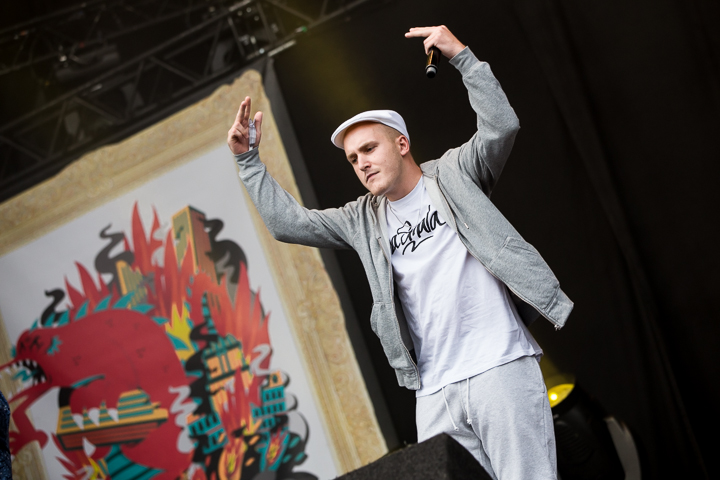 La Smala @ Dour 2015, picture 2, photographed by Dorien Goetschalckx - FrontView Magazine