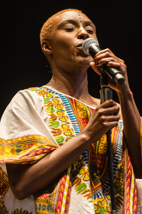 Laura Mvula @ Gent Jazz 2015, picture 4, photographed by Jan van Hecke - FrontView Magazine